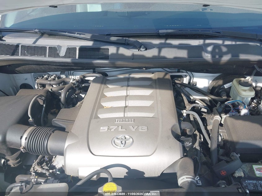 2008 Toyota Sequoia Limited 5.7L V8 VIN: 5TDZY68A08S004171 Lot: 43633689