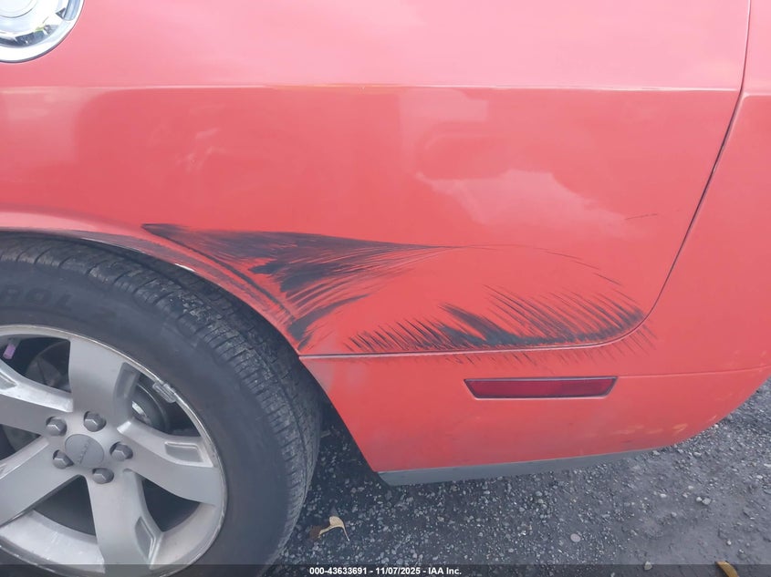 2009 Dodge Challenger R/T VIN: 2B3LJ54T29H558261 Lot: 43633691