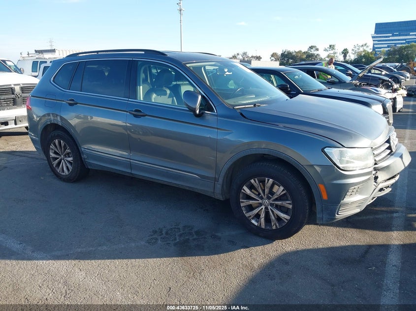 2018 VOLKSWAGEN TIGUAN 2.0T SE/2.0T SEL - 3VV3B7AX0JM055043