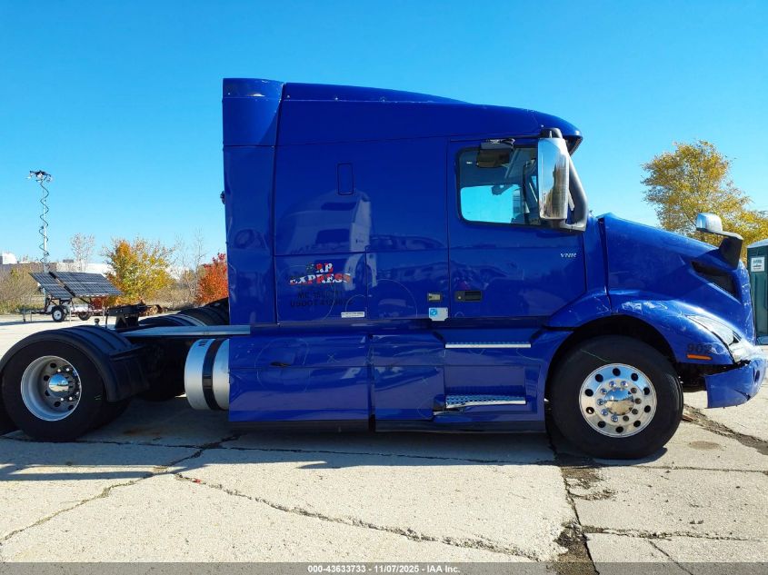 2020 Volvo Vnr VIN: 4V4W39EG0LN240902 Lot: 43633733
