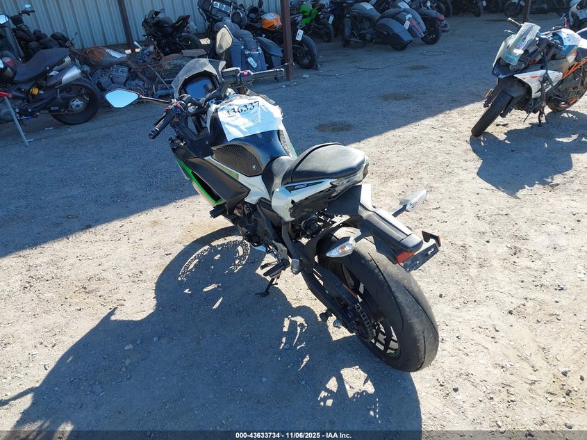 2022 KAWASAKI EX650 N - ML5EXEN17NDA50052