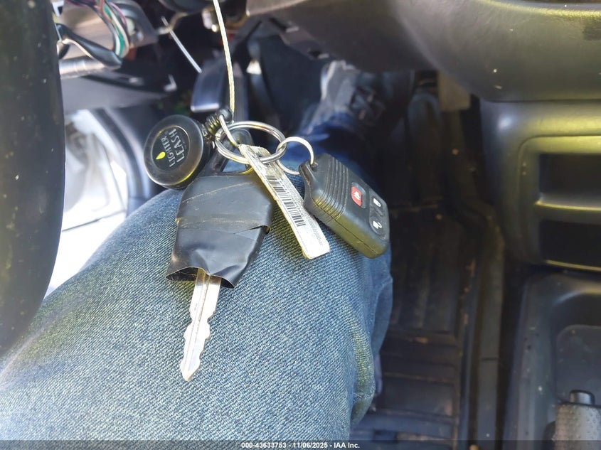 2003 Ford Escape Limited VIN: 1FMCU94173KA69460 Lot: 43633753