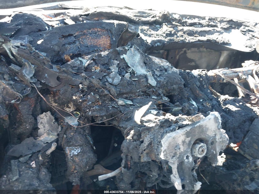 2006 Kia Sedona Ex/Lx VIN: KNDMB233566044711 Lot: 43633754