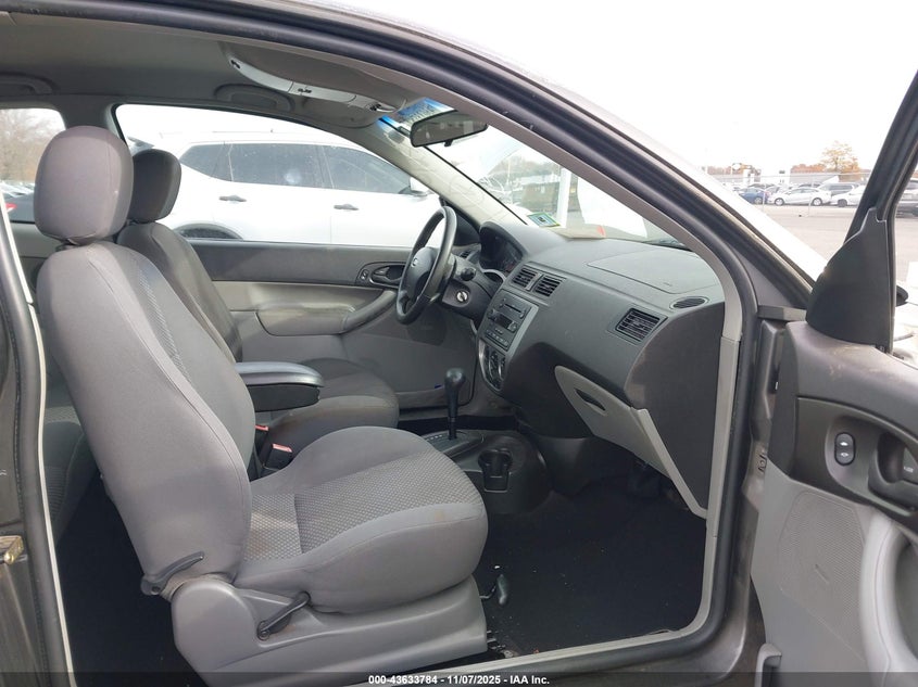 3FAFP31N75R146071 2005 FORD FOCUS photo no. 5