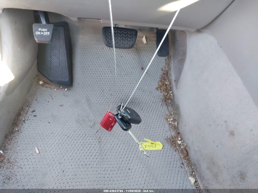 2003 Toyota Avalon Xl VIN: 4T1BF28B33U321600 Lot: 43633794