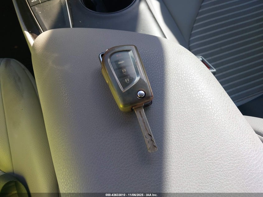 2022 TOYOTA CAMRY SE 4T1G11AK2NU678150