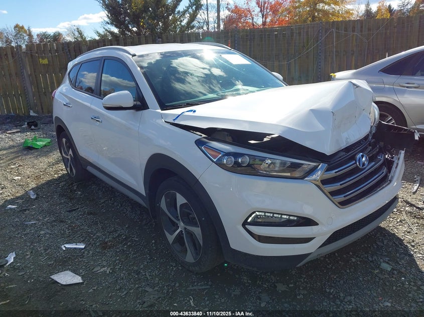 KM8J33A21JU666125 2018 HYUNDAI TUCSON photo no. 10