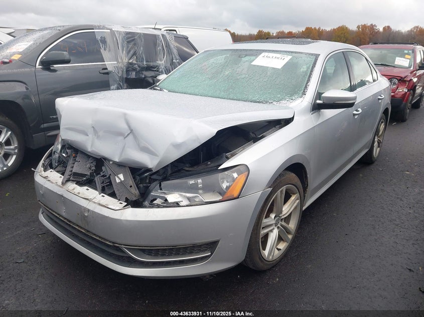 1VWBP7A39DC031481 2013 VOLKSWAGEN PASSAT photo no. 2