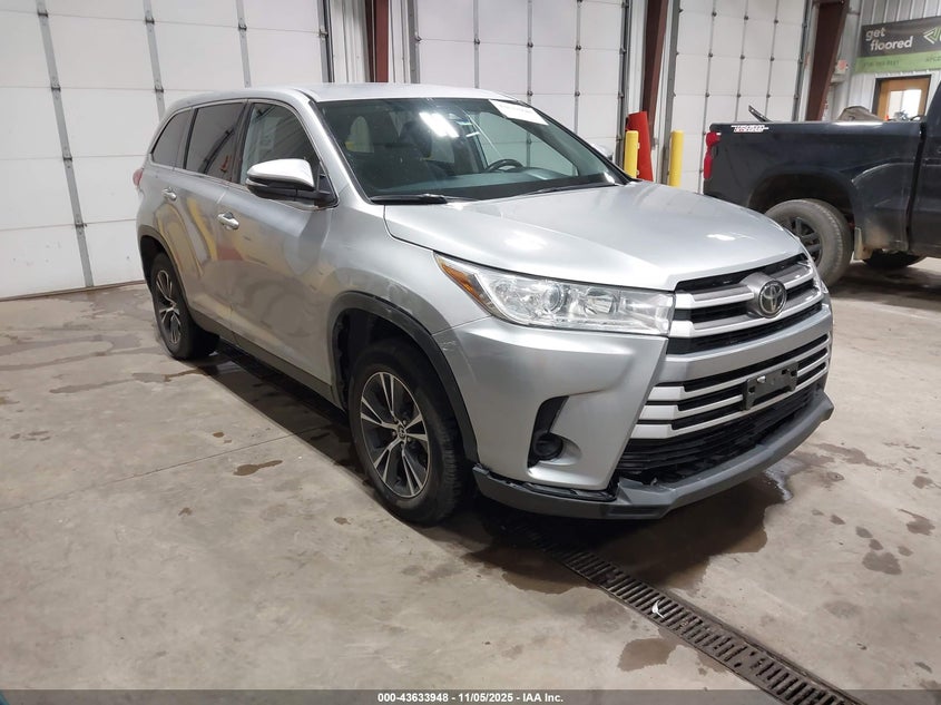 TOYOTA HIGHLANDER LE