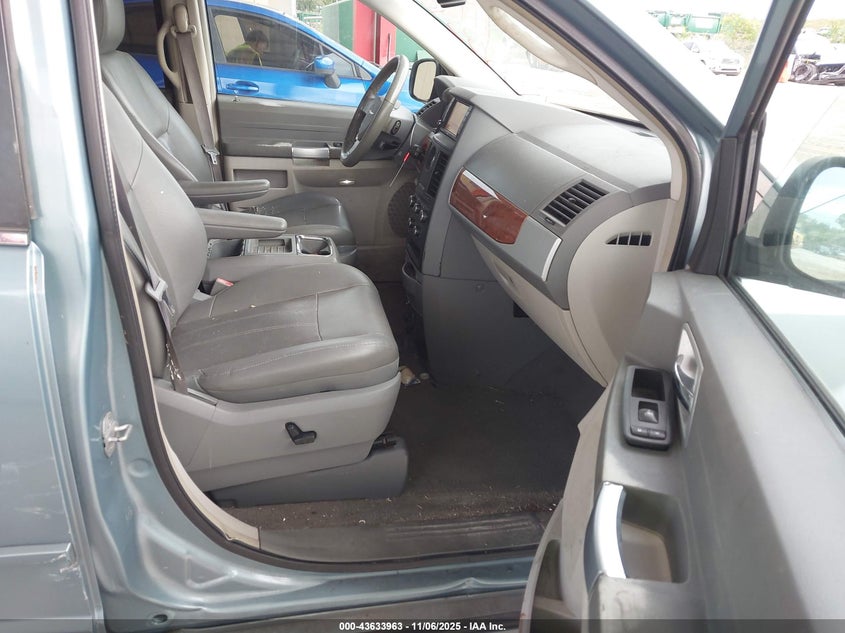 2A8HR54P48R631597 2008 CHRYSLER TOWN & COUNTRY photo no. 5
