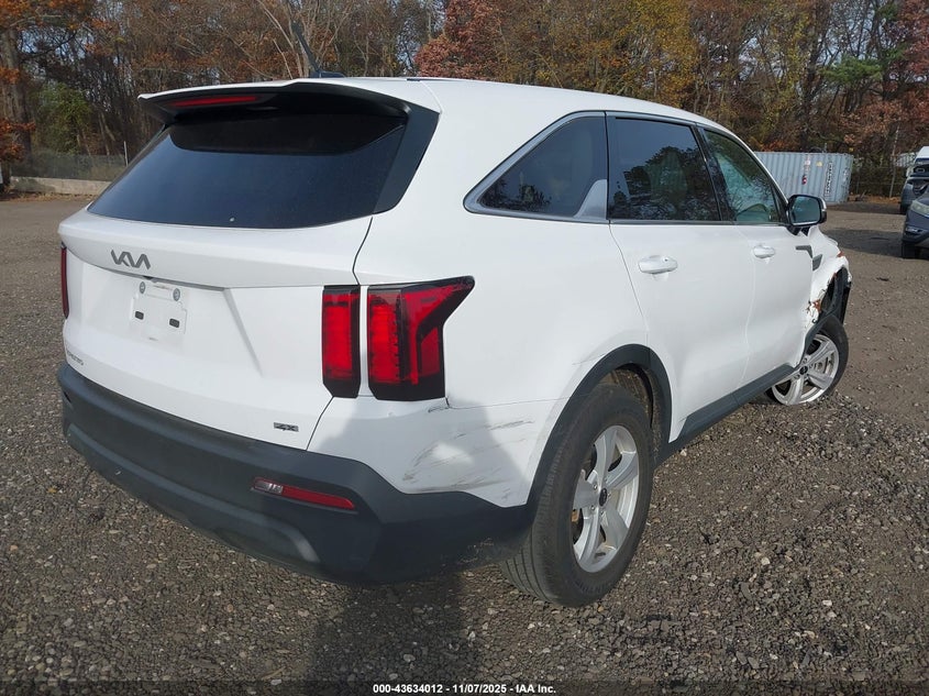 2023 KIA SORENTO auction photo 4