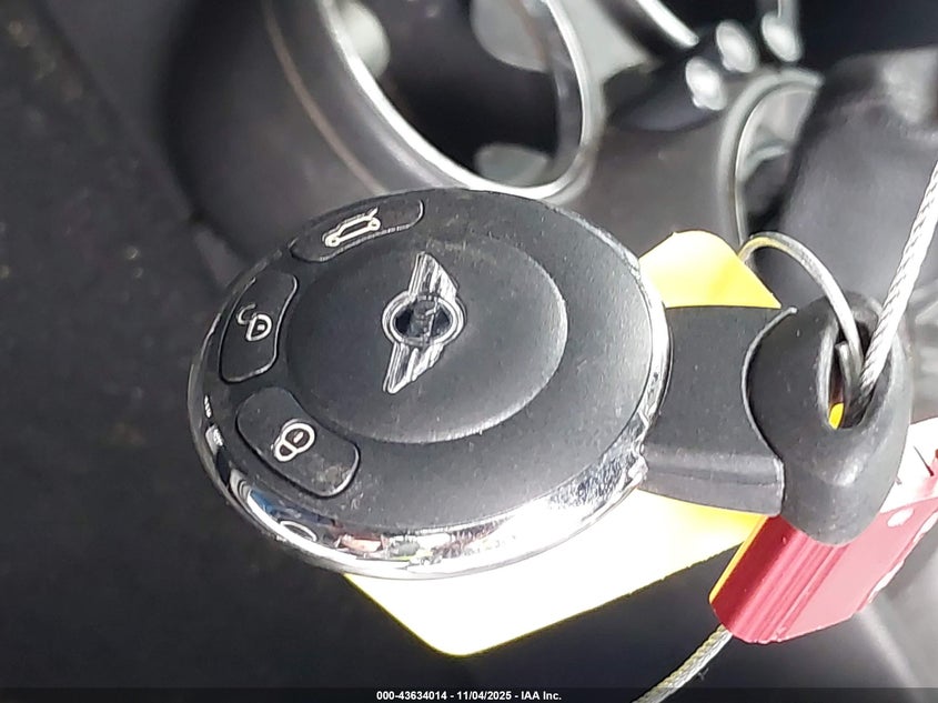 2008 Mini Cooper S VIN: WMWMF73518TT86953 Lot: 43634014