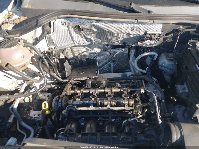 2016 VOLKSWAGEN TIGUAN S - WVGAV7AX4GW526807