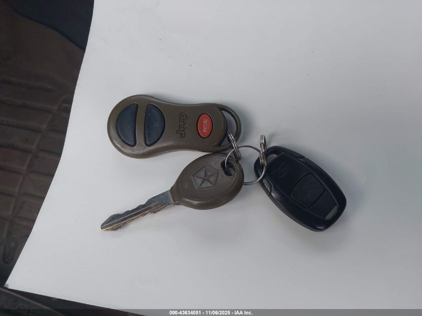 1999 Jeep Grand Cherokee Limited VIN: 1J4GW68N5XC738654 Lot: 43634051