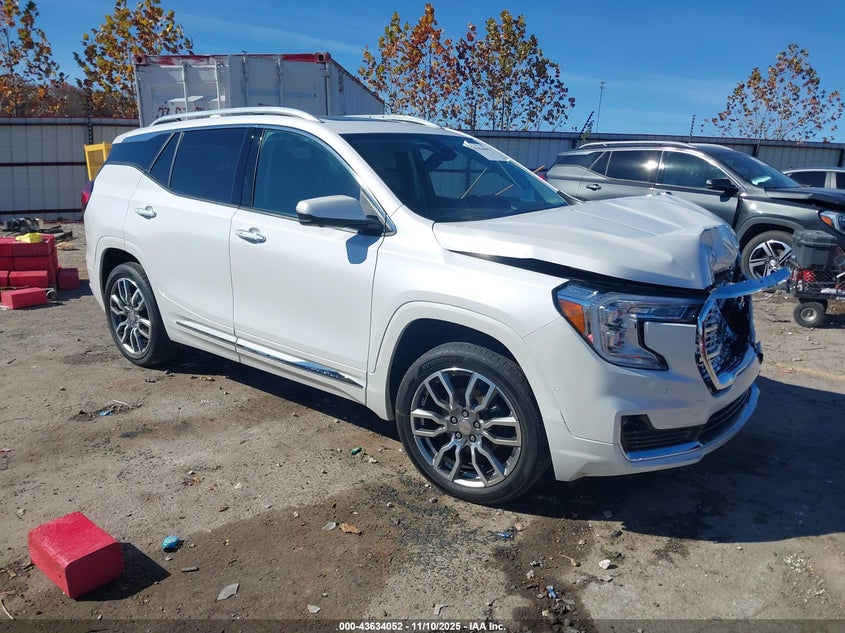 GMC TERRAIN AWD DENALI