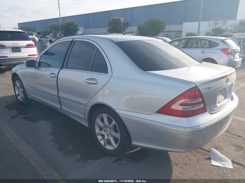 WDBRF54H47A953252 2007 MERCEDES-BENZ C-KLASSE photo no. 3