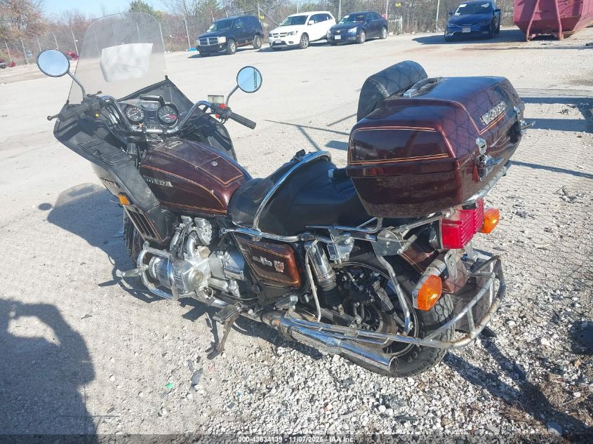 1HFSC0206DA330731 1983 HONDA GL photo no. 3