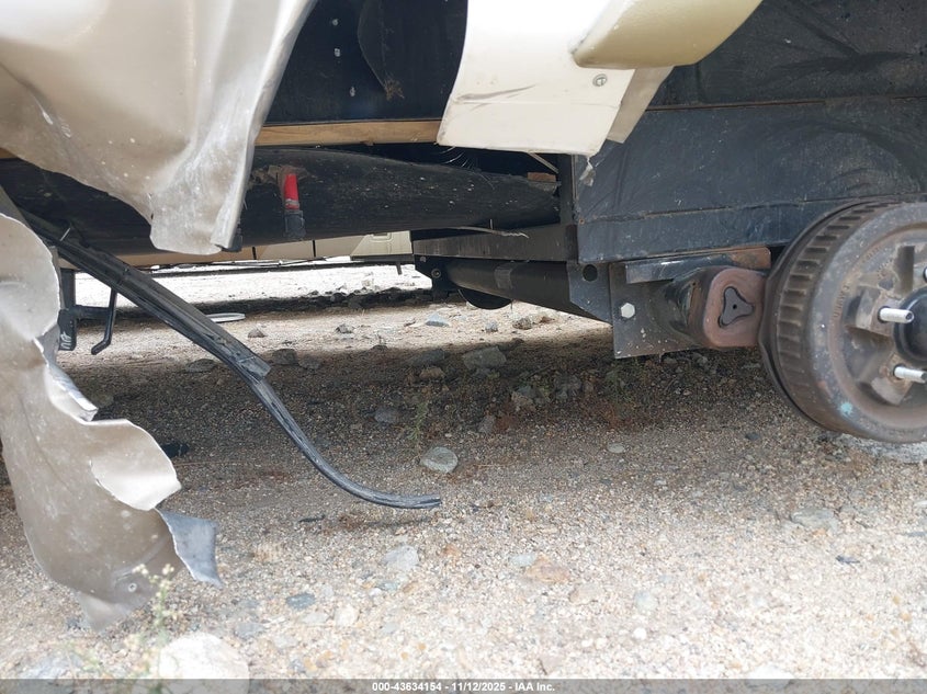 4X4TRLF20D1846586 2013   photo no. 18