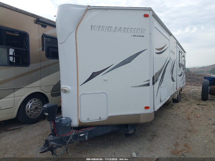 4X4TRLF20D1846586 2013   photo no. 2