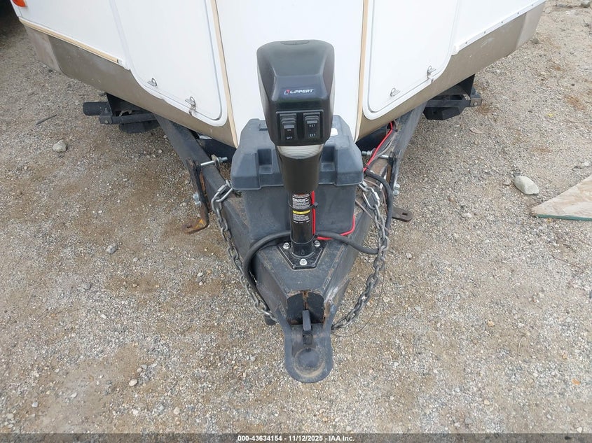 4X4TRLF20D1846586 2013   photo no. 7