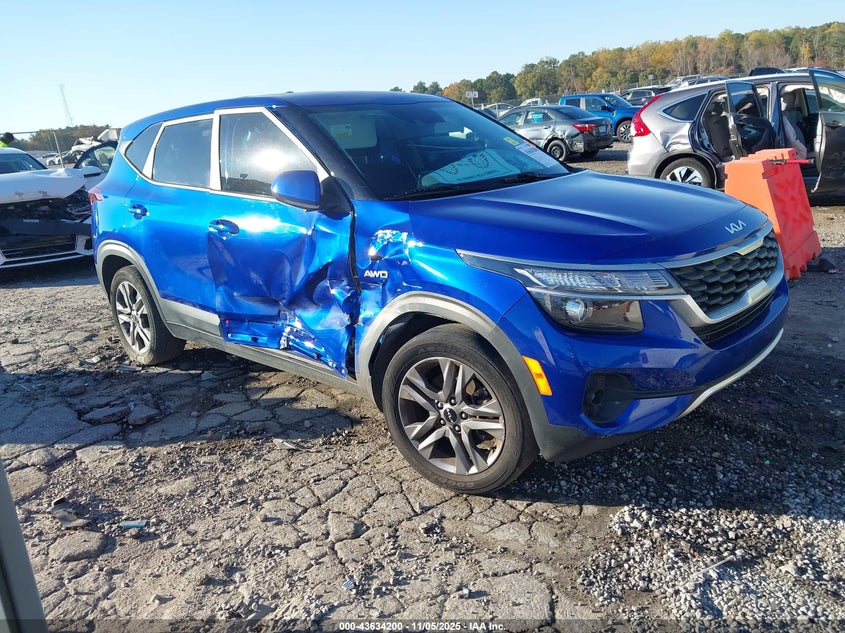 2023 Kia Seltos Lx VIN: KNDEPCAA6P7385656 Lot: 43634200