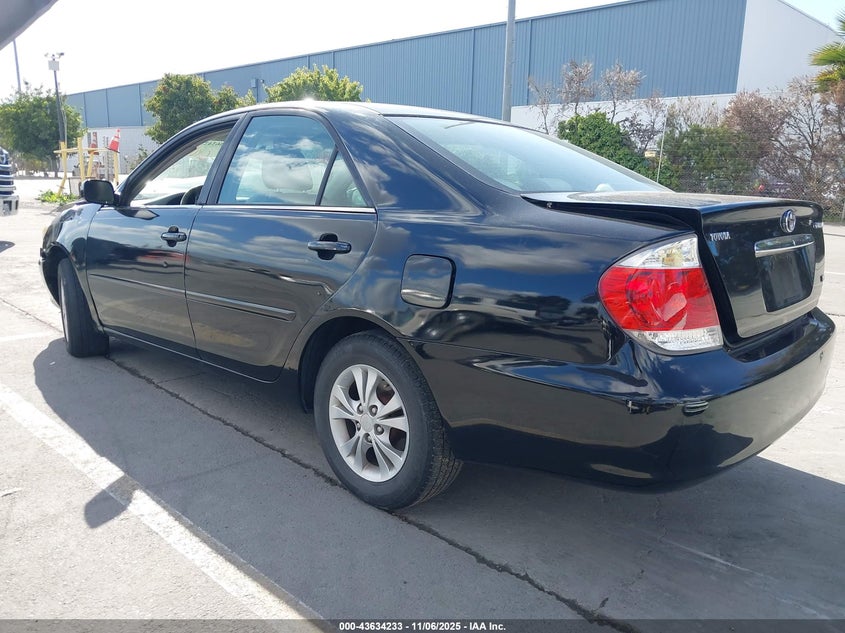 4T1BF32K45U619039 2005 TOYOTA CAMRY photo no. 3
