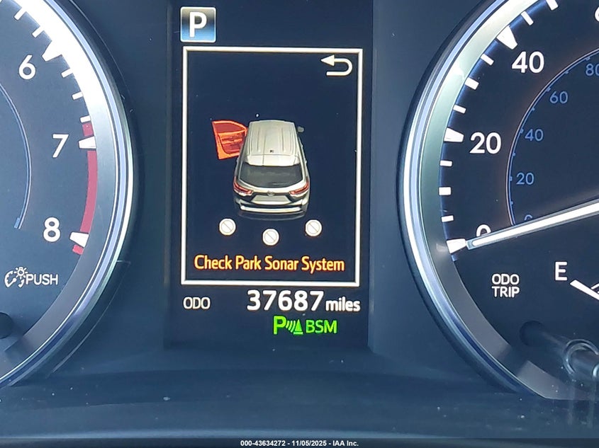 2017 TOYOTA HIGHLANDER LIMITED 5TDDZRFH5HS427384