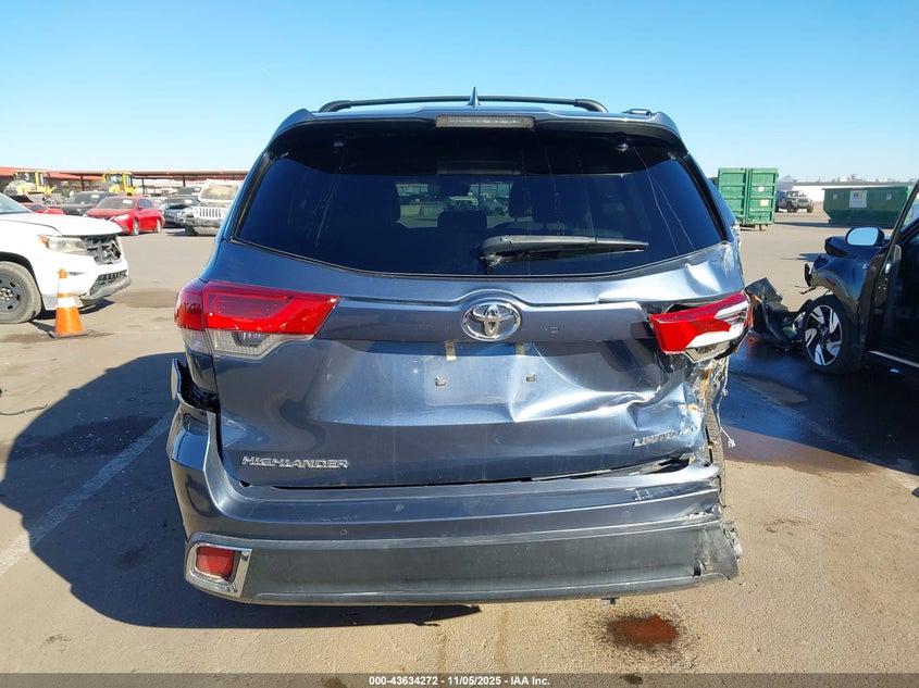 2017 TOYOTA HIGHLANDER LIMITED 5TDDZRFH5HS427384