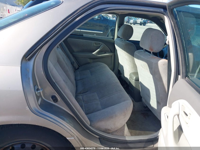 1999 Toyota Camry Le VIN: 4T1BG28K0XU520753 Lot: 43634279