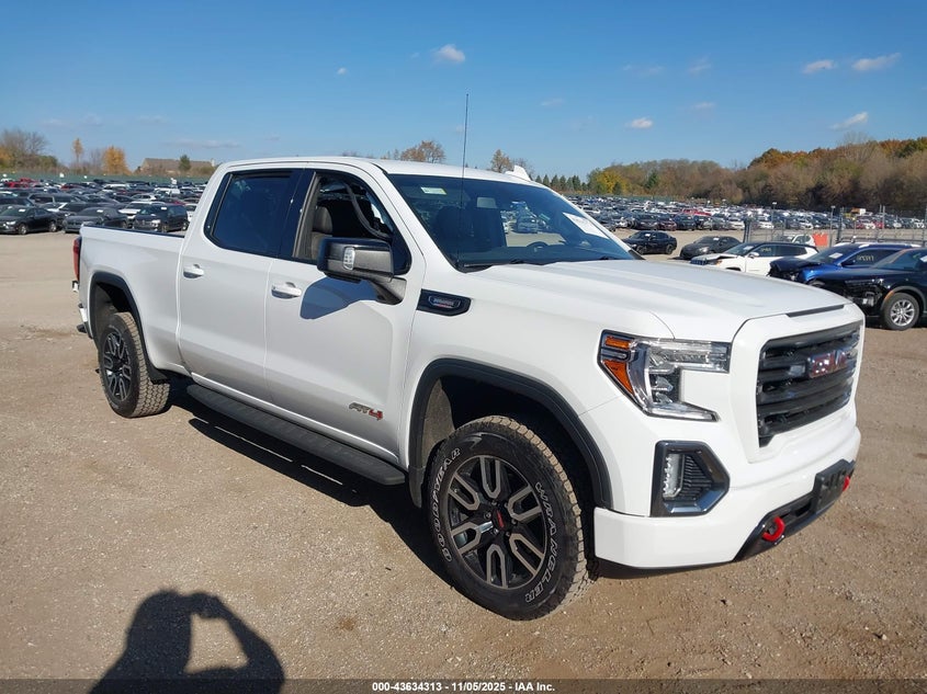 GMC SIERRA 1500 4WD STANDARD BOX AT4