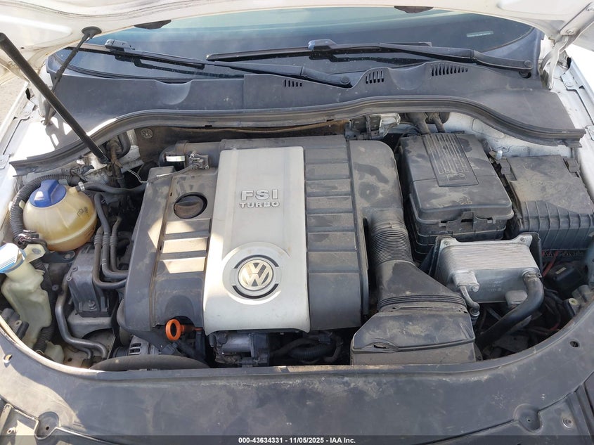 2008 Volkswagen Passat Turbo VIN: WVWXK73C28E169720 Lot: 43634331