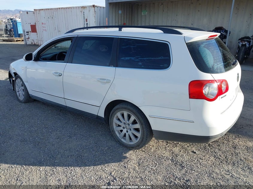 WVWXK73C28E169720 2008 VOLKSWAGEN PASSAT photo no. 3