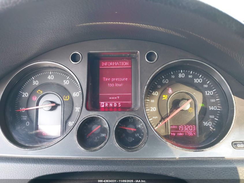 2008 Volkswagen Passat Turbo VIN: WVWXK73C28E169720 Lot: 43634331