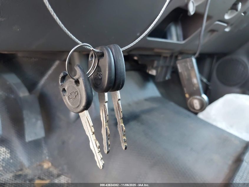 2006 Chevrolet Silverado 1500 Work Truck VIN: 1GCEC19T76Z195812 Lot: 43634382