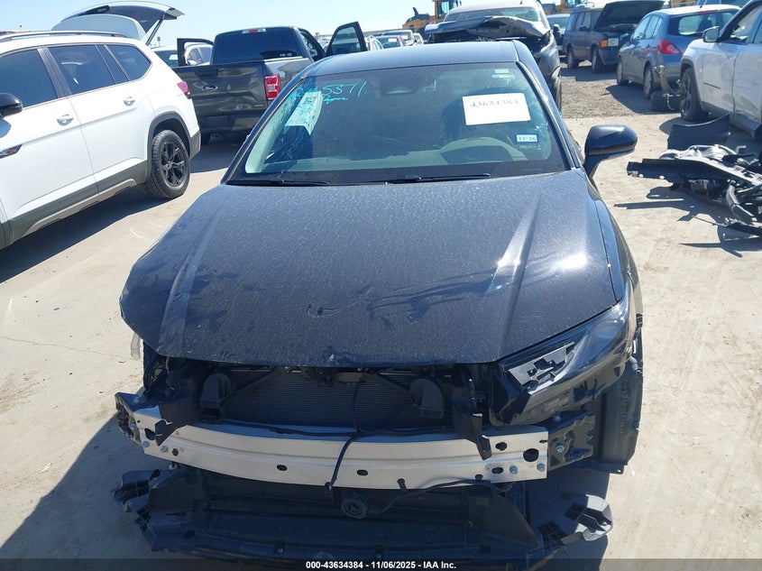 2025 TOYOTA CAMRY LE 4T1DAACK3SU068205