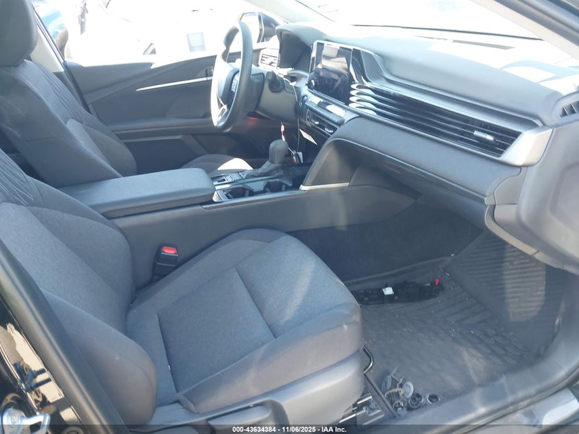 2025 TOYOTA CAMRY LE 4T1DAACK3SU068205