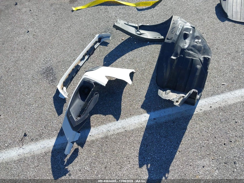 2018 SUBARU FORESTER 2.5I - JF2SJABC7JH543921