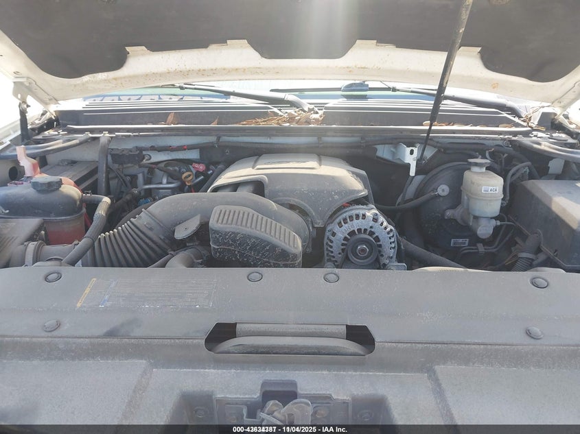 2008 Chevrolet Suburban 1500 Ltz VIN: 1GNFC16088R230155 Lot: 43634387