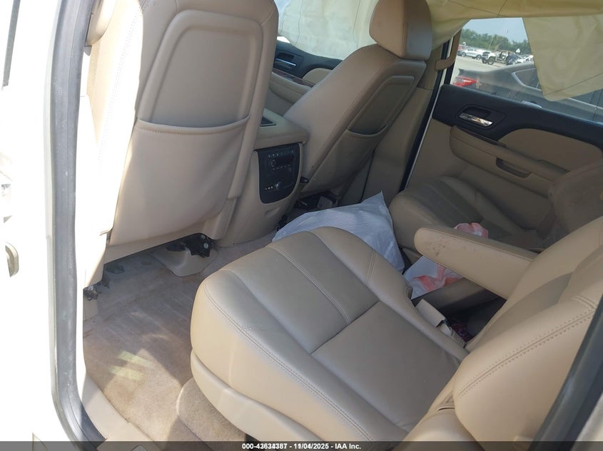 2008 Chevrolet Suburban 1500 Ltz VIN: 1GNFC16088R230155 Lot: 43634387