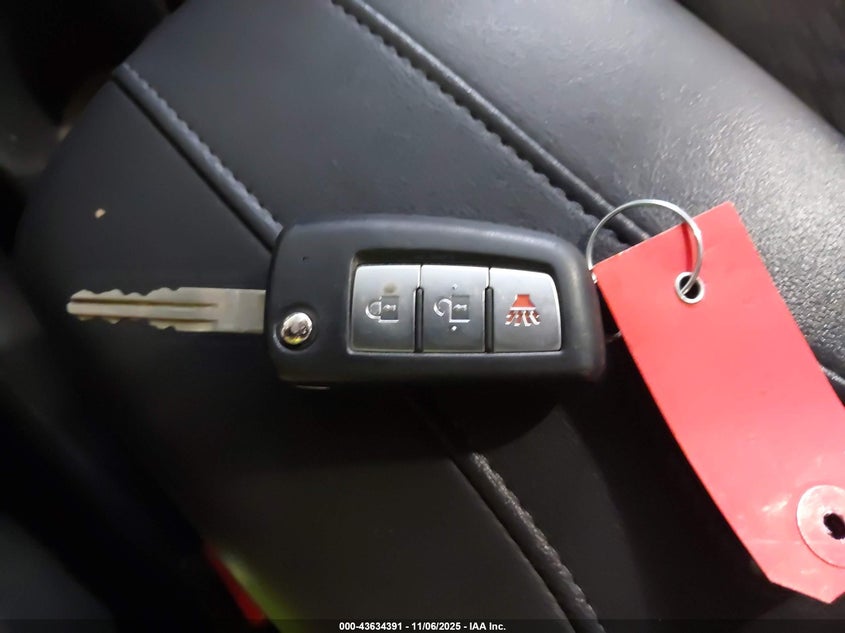 2017 NISSAN ROGUE S - KNMAT2MV0HP586456