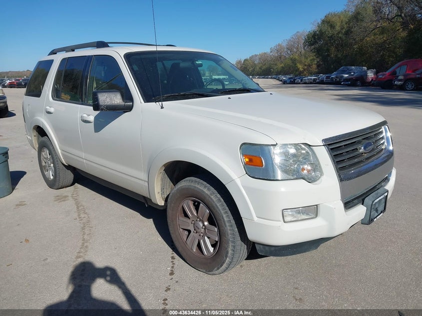 FORD EXPLORER XLT