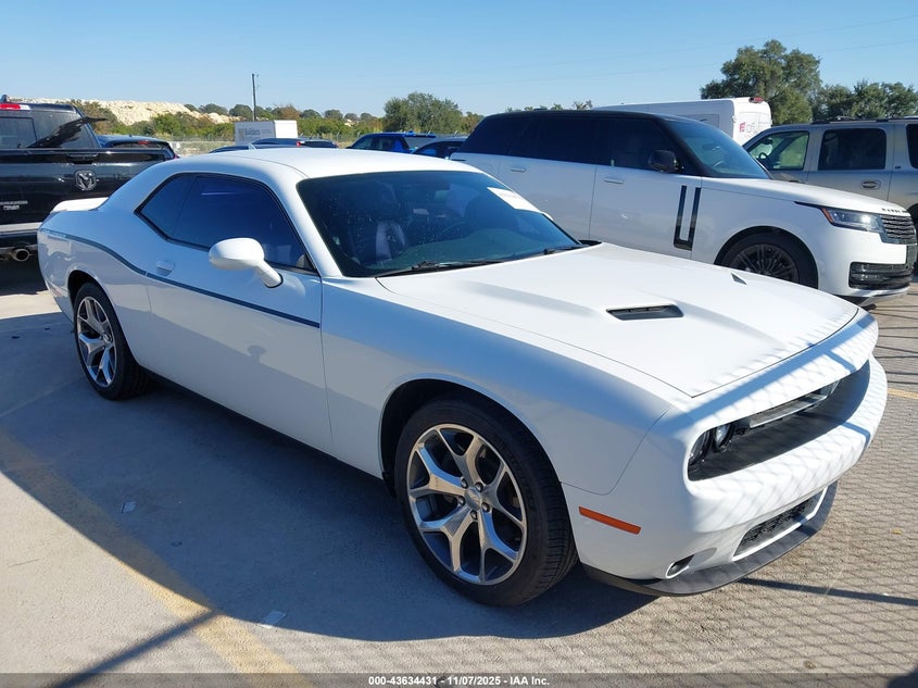 DODGE CHALLENGER SXT PLUS