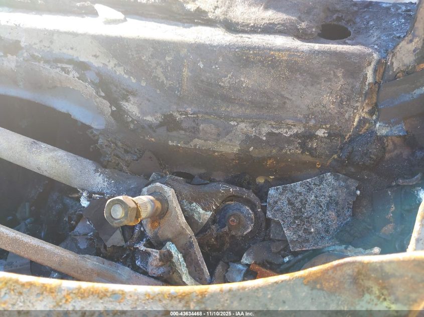 1999 Mercedes-Benz Ml 320 VIN: 4JGAB54E7XA086134 Lot: 43634468