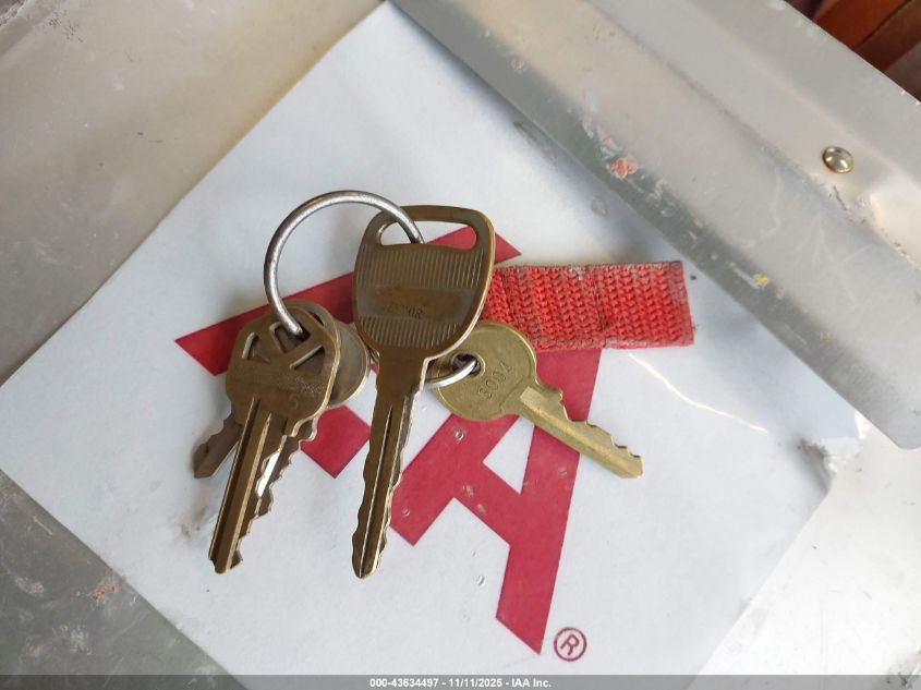 2000 Chevrolet Silverado 1500 Ls VIN: 2GCEK19T1Y1254772 Lot: 43634497