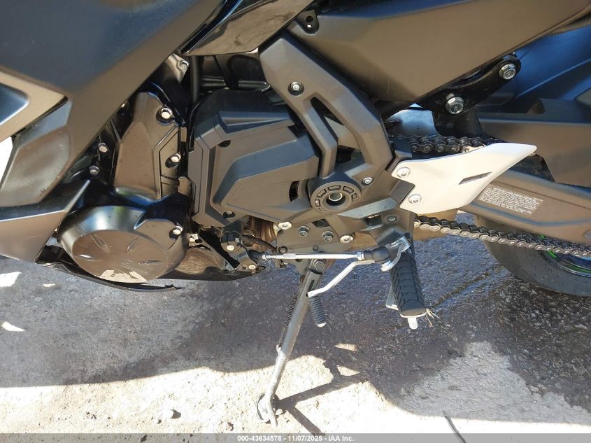 2024 Kawasaki Ex650 R VIN: ML5EXER13RDAD5754 Lot: 43634578