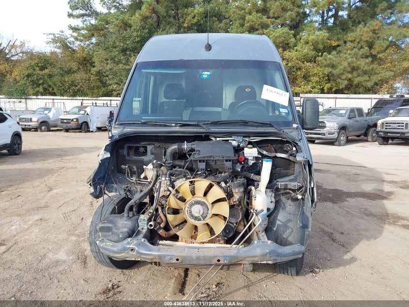 2018 Mercedes-Benz Sprinter 2500 Standard Roof V6 VIN: WD3PE7CD9JP633090 Lot: 43634613