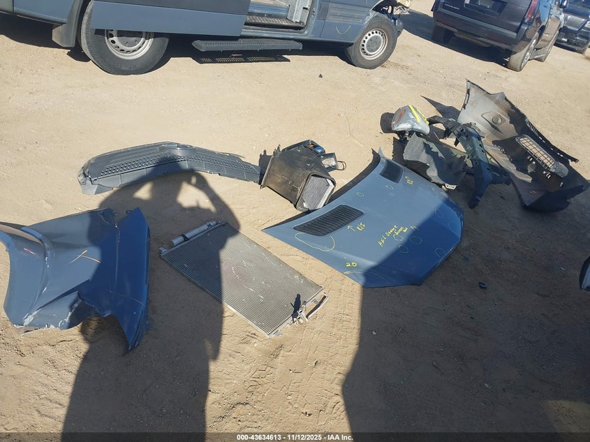 2018 Mercedes-Benz Sprinter 2500 Standard Roof V6 VIN: WD3PE7CD9JP633090 Lot: 43634613