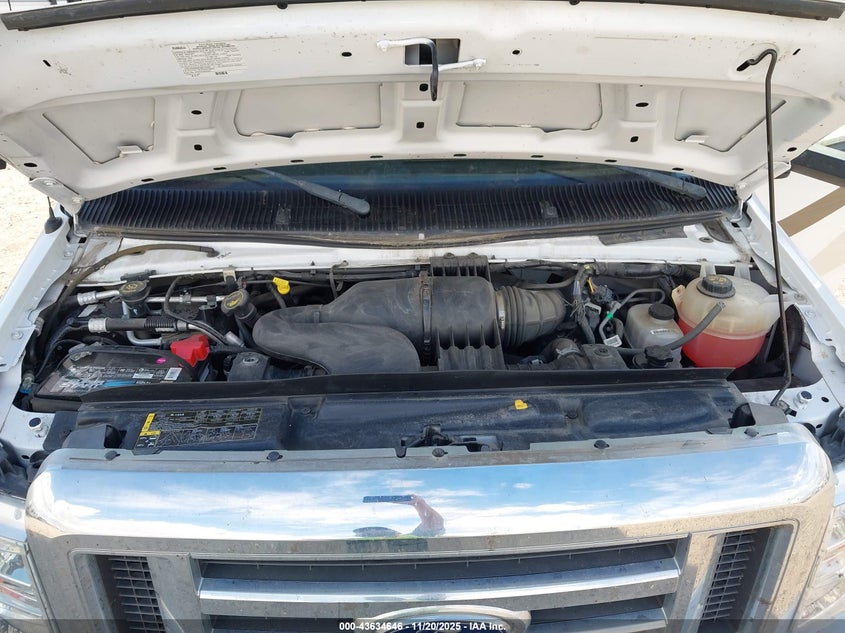 2017 Ford E-450 Cutaway VIN: 1FDXE4FS1HDC18741 Lot: 43634646