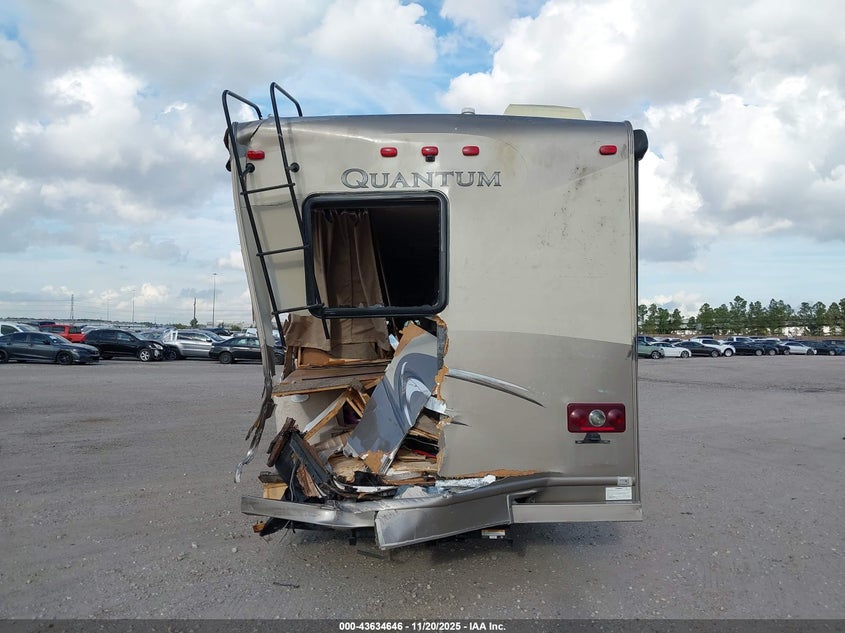 2017 Ford E-450 Cutaway VIN: 1FDXE4FS1HDC18741 Lot: 43634646