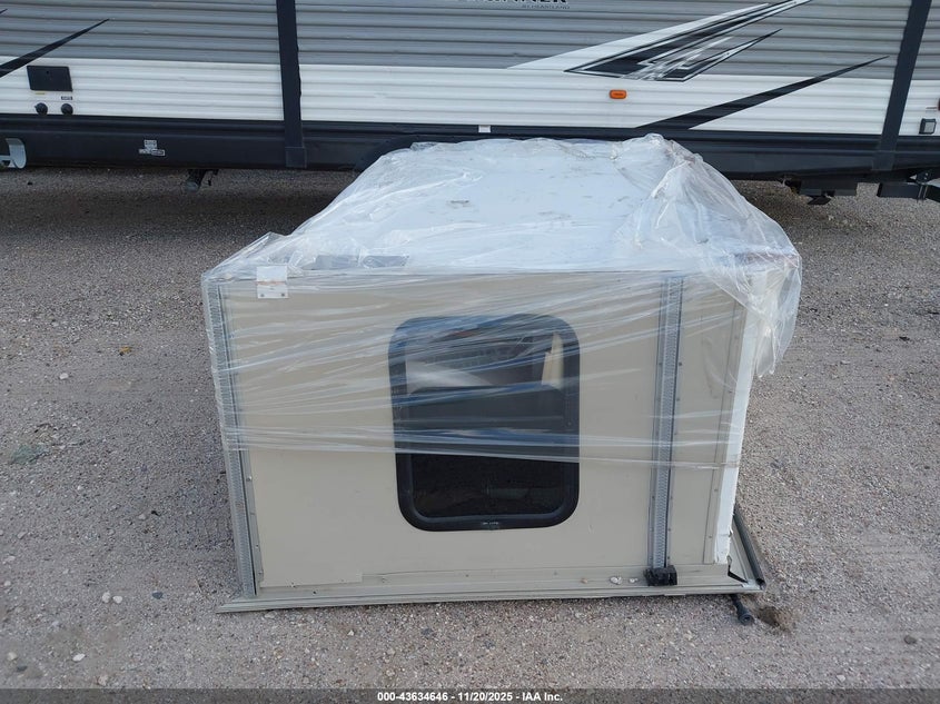 2017 Ford E-450 Cutaway VIN: 1FDXE4FS1HDC18741 Lot: 43634646